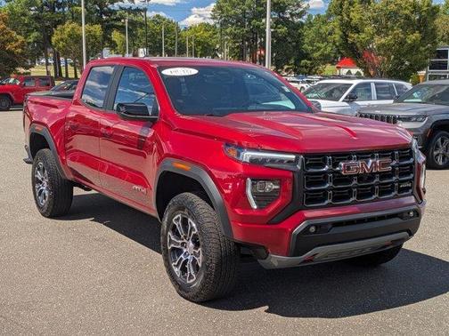 2023 GMC Canyon AT4