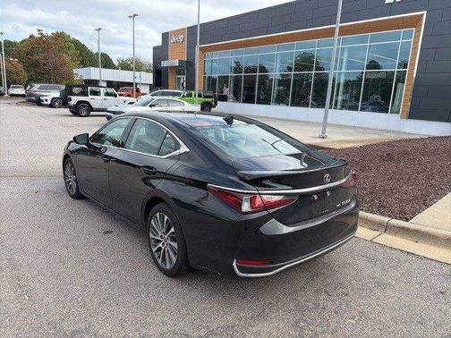 2021 Lexus ES 250
