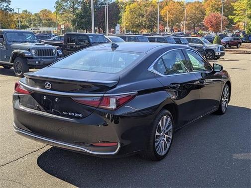 2021 Lexus ES 250 