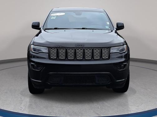 2022 Jeep Grand Cherokee WK Laredo