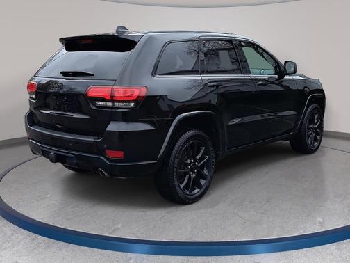 2022 Jeep Grand Cherokee WK Laredo