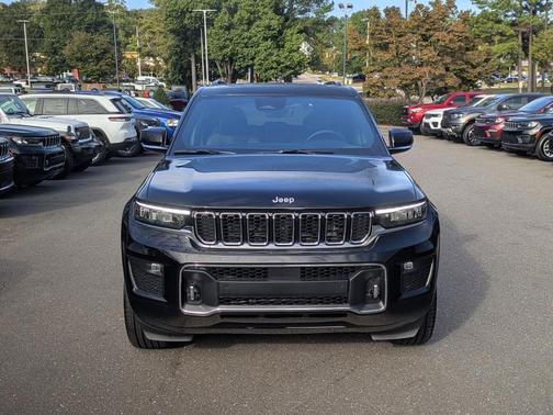 2025 Jeep Grand Cherokee Overland