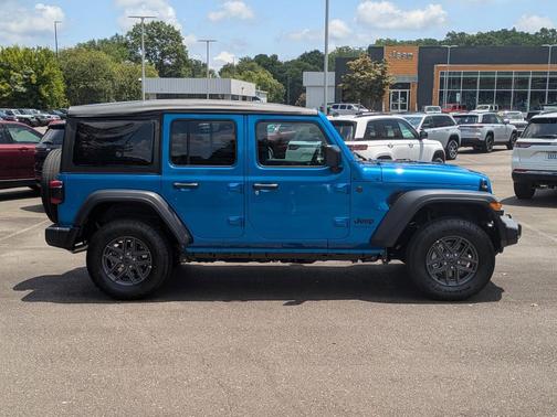 2025 Jeep Wrangler Sport