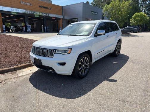 Bright White Clearcoat 2018 Jeep Grand Cherokee Overland