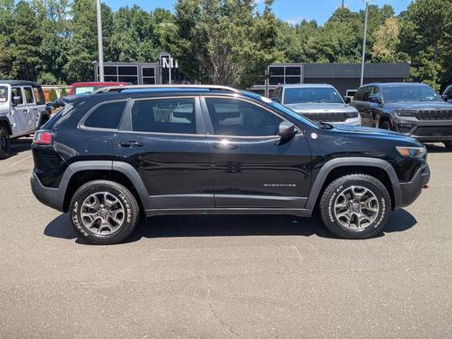 2021 Jeep Cherokee Trailhawk