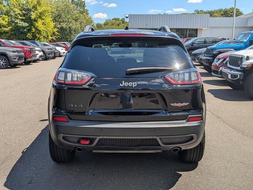 2021 Jeep Cherokee Trailhawk