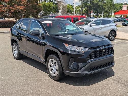 2022 Toyota RAV4 LE