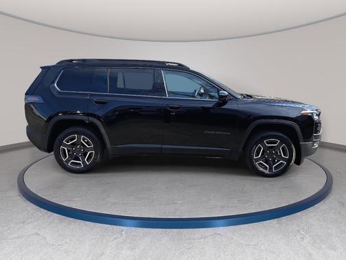 2026 Jeep Cherokee LAREDO/LIMITED