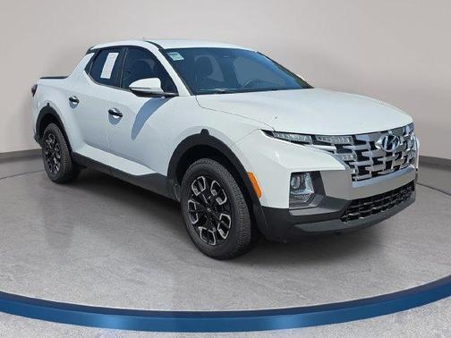 Ice White 2022 Hyundai SANTA CRUZ 2.5L SEL