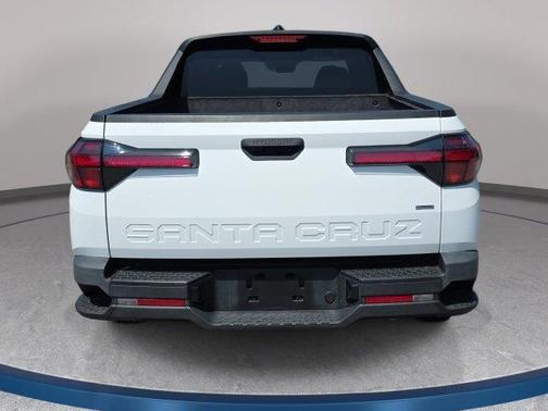 Ice White 2022 Hyundai SANTA CRUZ 2.5L SEL