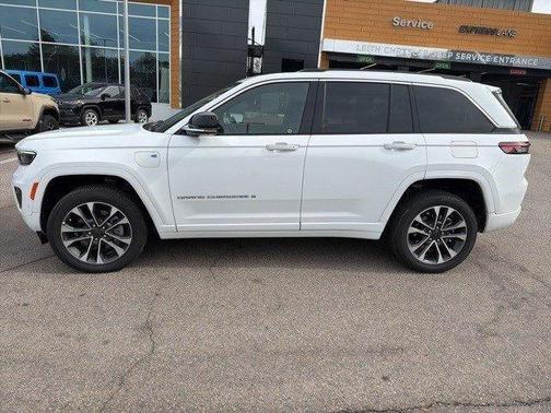 2023 Jeep Grand Cherokee 4xe Overland