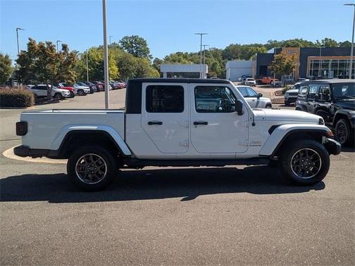 2022 Jeep Gladiator Overland