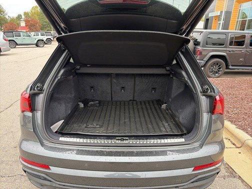 2025 Audi Q3 45 S line Premium