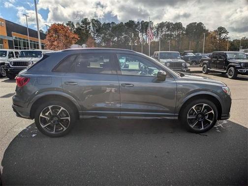 2025 Audi Q3 45 S line Premium