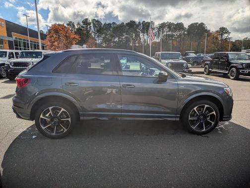 2025 Audi Q3 45 S line Premium