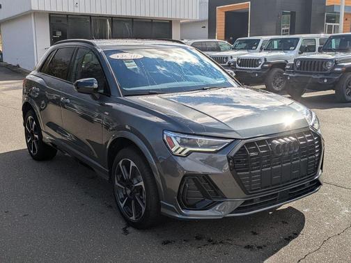 2025 Audi Q3 45 S line Premium