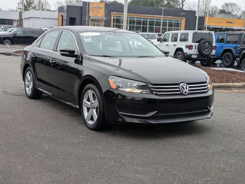 2014 Volkswagen Passat 1.8T SE