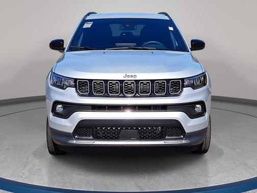 Silver Zynith 2026 Jeep Compass Latitude