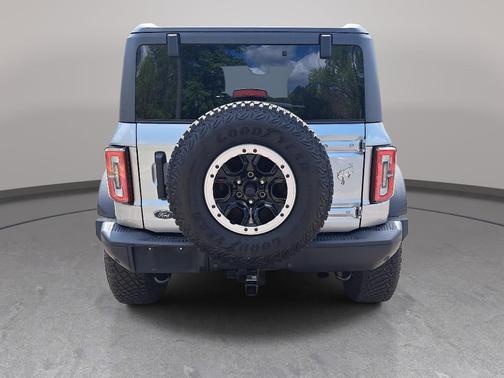 Silver Metallic 2022 Ford Bronco Badlands