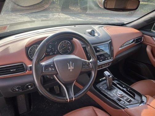 2021 Maserati Levante 