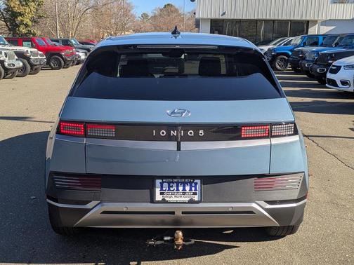 2023 Hyundai IONIQ 5 SE