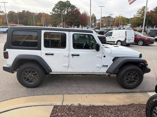 2025 Jeep Wrangler Sport