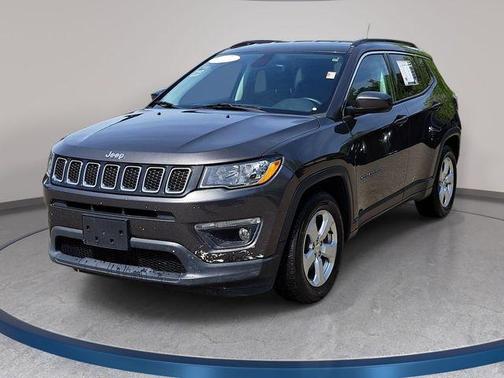 Granite Crystal Clearcoat Metallic 2018 Jeep Compass Latitude
