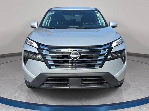 Brilliant Silver Metallic 2024 Nissan Rogue SV