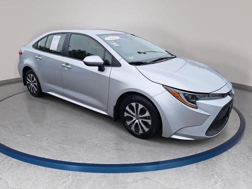 Silver 2022 Toyota Corolla Hybrid LE