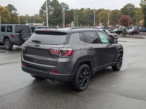 2022 Jeep Compass Altitude