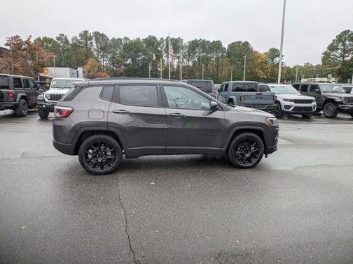 2022 Jeep Compass Altitude