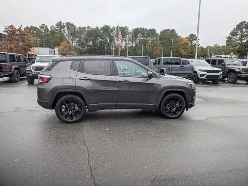 2022 Jeep Compass Altitude