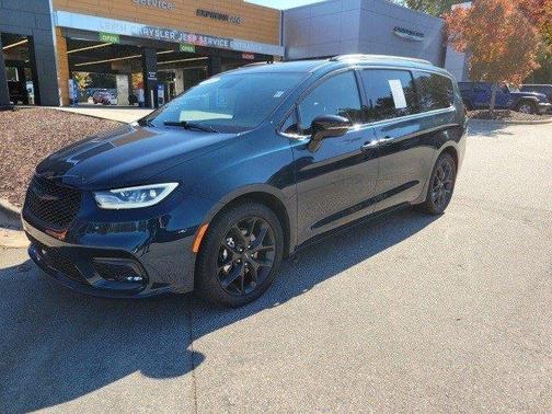 2025 Chrysler Pacifica Limited