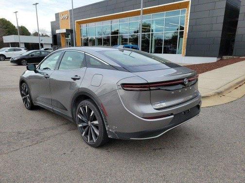 2023 Toyota Crown Platinum