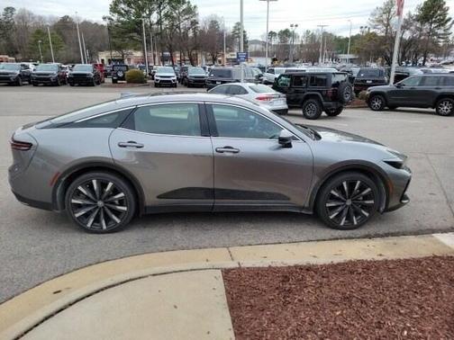 2023 Toyota Crown Platinum