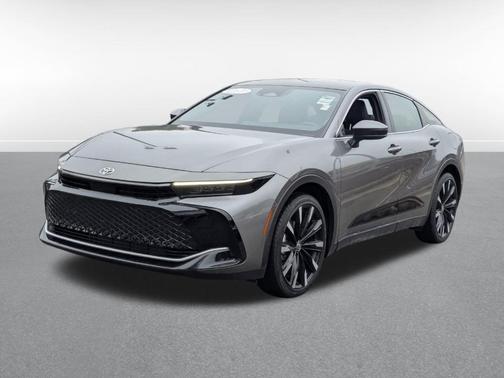 2023 Toyota Crown Platinum