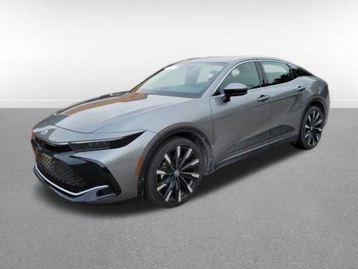 2023 Toyota Crown Platinum