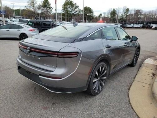 2023 Toyota Crown Platinum