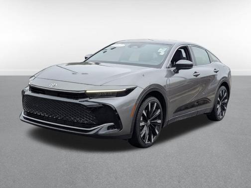 2023 Toyota Crown Platinum