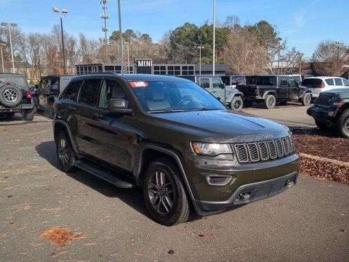 2016 Jeep Grand Cherokee Laredo