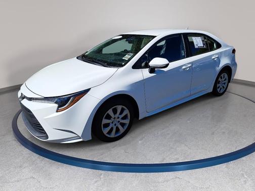 Ice 2024 Toyota Corolla LE