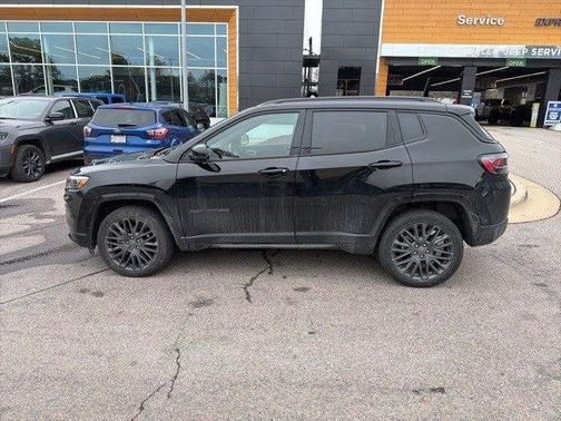2022 Jeep Compass Altitude