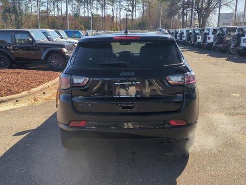 2022 Jeep Compass Altitude