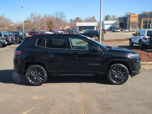 2022 Jeep Compass Altitude