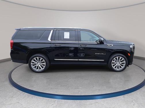 Onyx Black 2022 GMC Yukon XL Denali