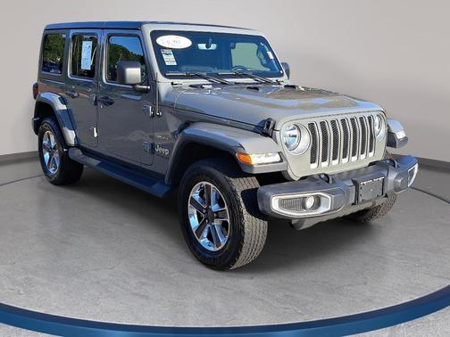 Sting Gray Clearcoat 2022 Jeep Wrangler Unlimited Sahara