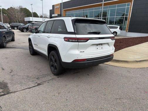 2023 Jeep Grand Cherokee Altitude