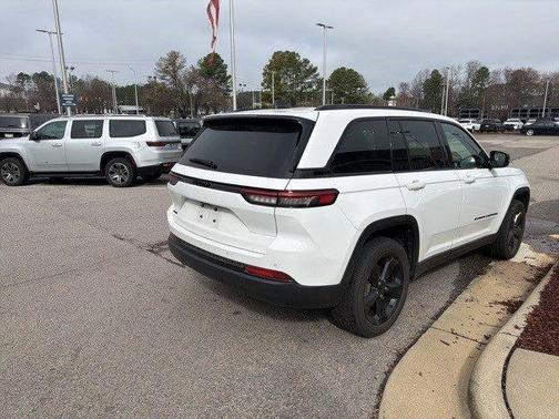 2023 Jeep Grand Cherokee Altitude