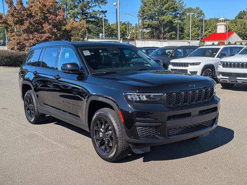 2025 Jeep Grand Cherokee L Laredo