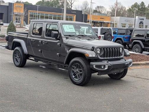 2026 Jeep Gladiator Sport
